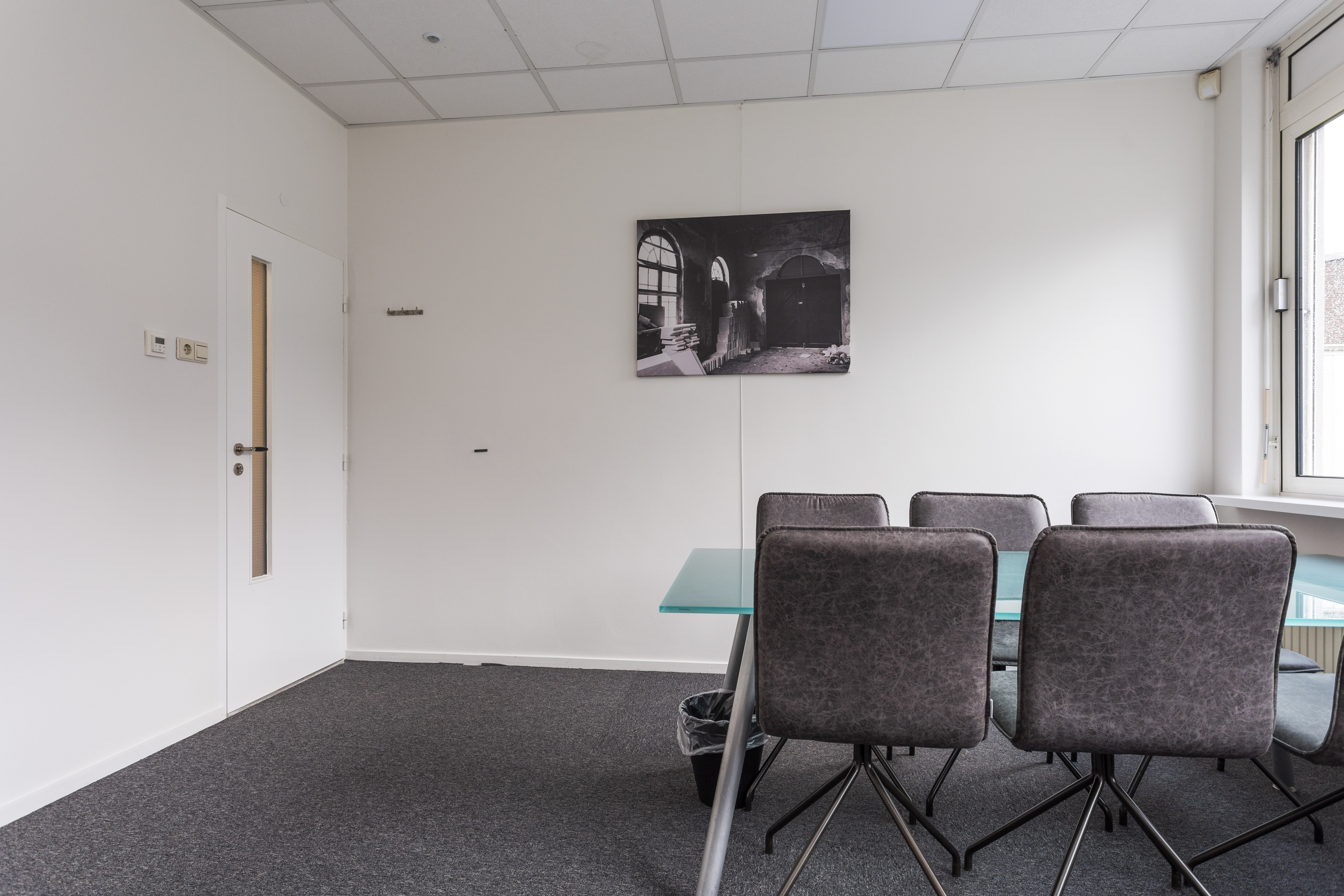 Tilburg_paarsekamer2.jpg
